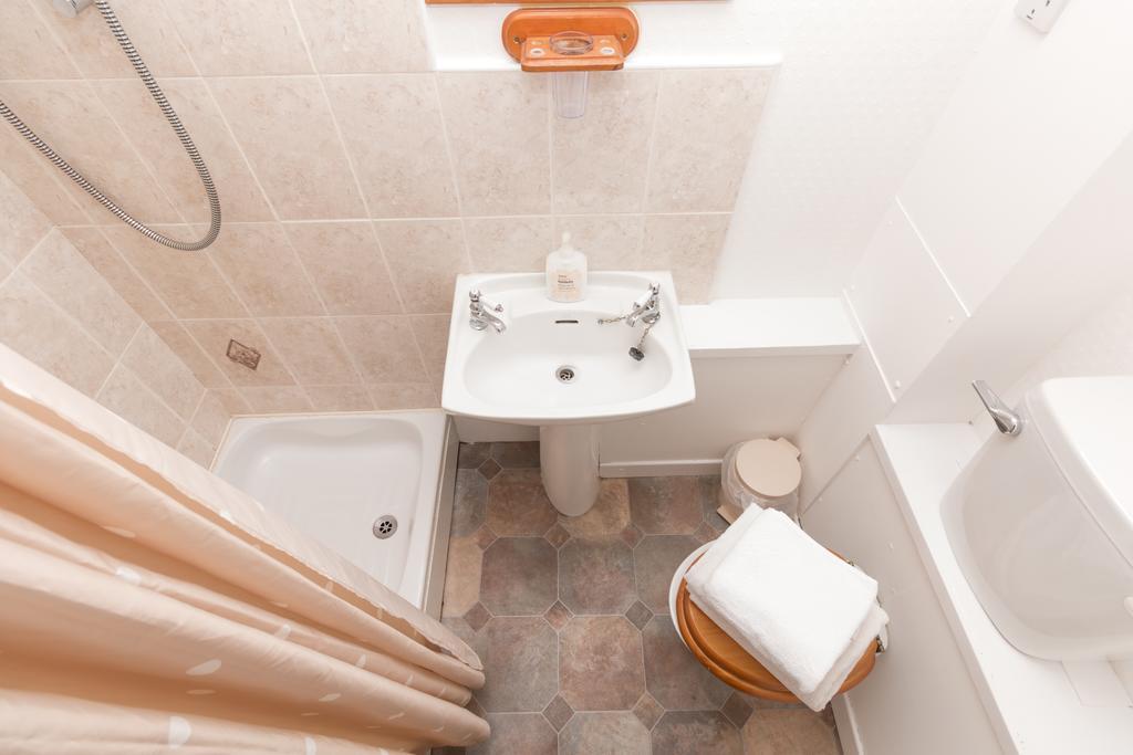 Strathdon Guest House Данди Экстерьер фото