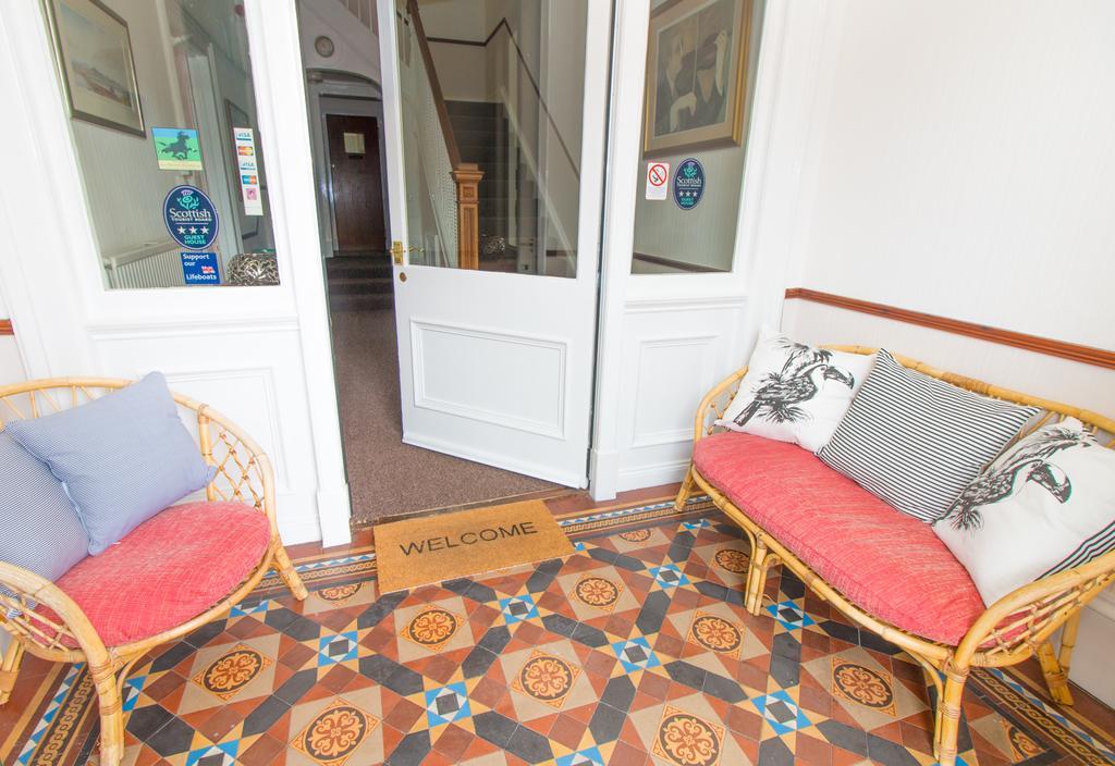 Strathdon Guest House Данди Экстерьер фото