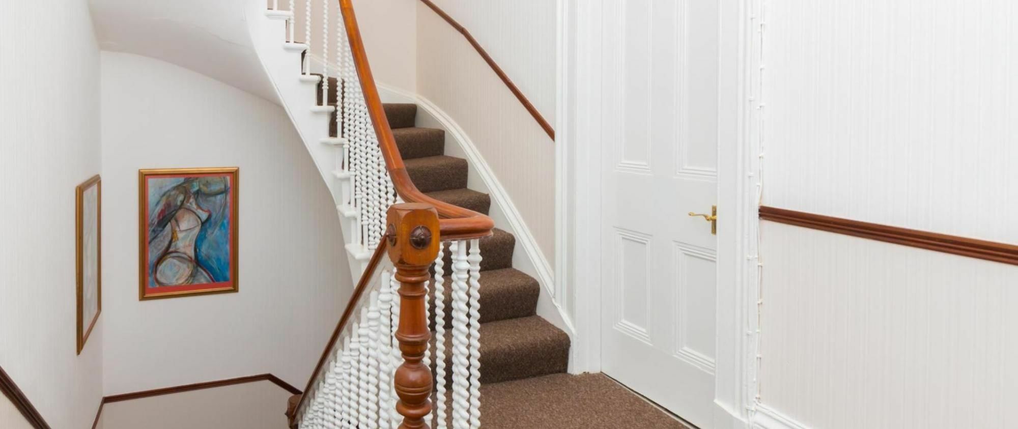 Strathdon Guest House Данди Экстерьер фото